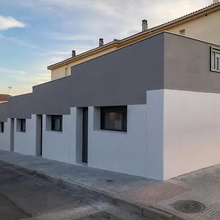 Tria Nomina Turisticos