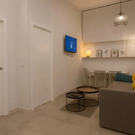 Tria Nomina Turisticos Apartament Mérida