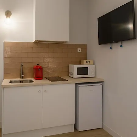 Apartament Tria Nomina Turisticos *