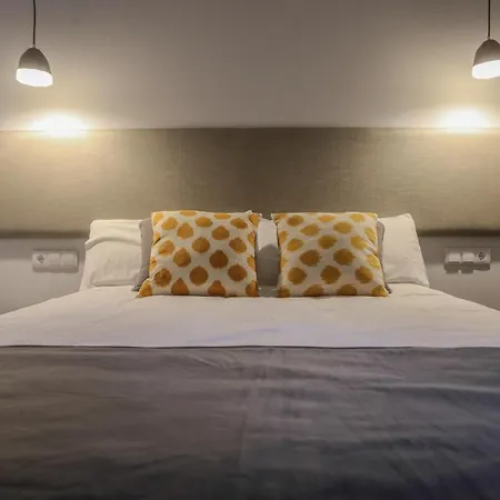 Appartement Tria Nomina Turisticos *