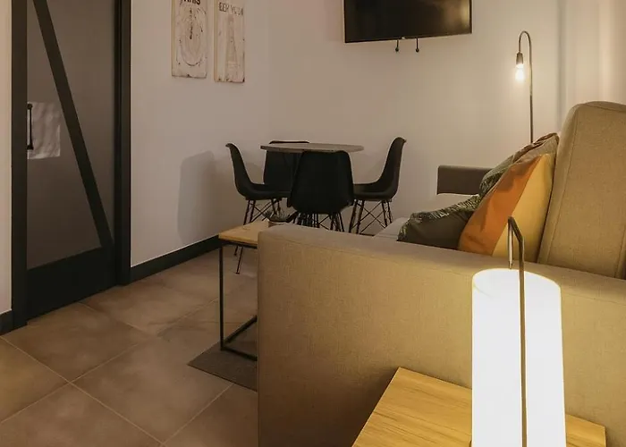 Appartement Tria Nomina Turisticos *
