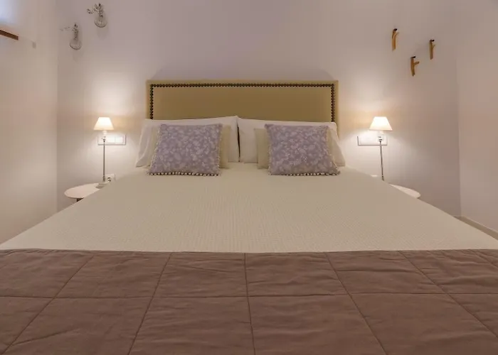 Appartement Tria Nomina Turisticos *