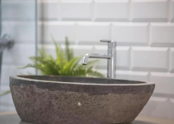 Tria Nomina Turisticos