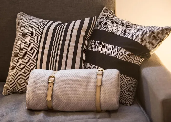 Tria Nomina Turisticos *